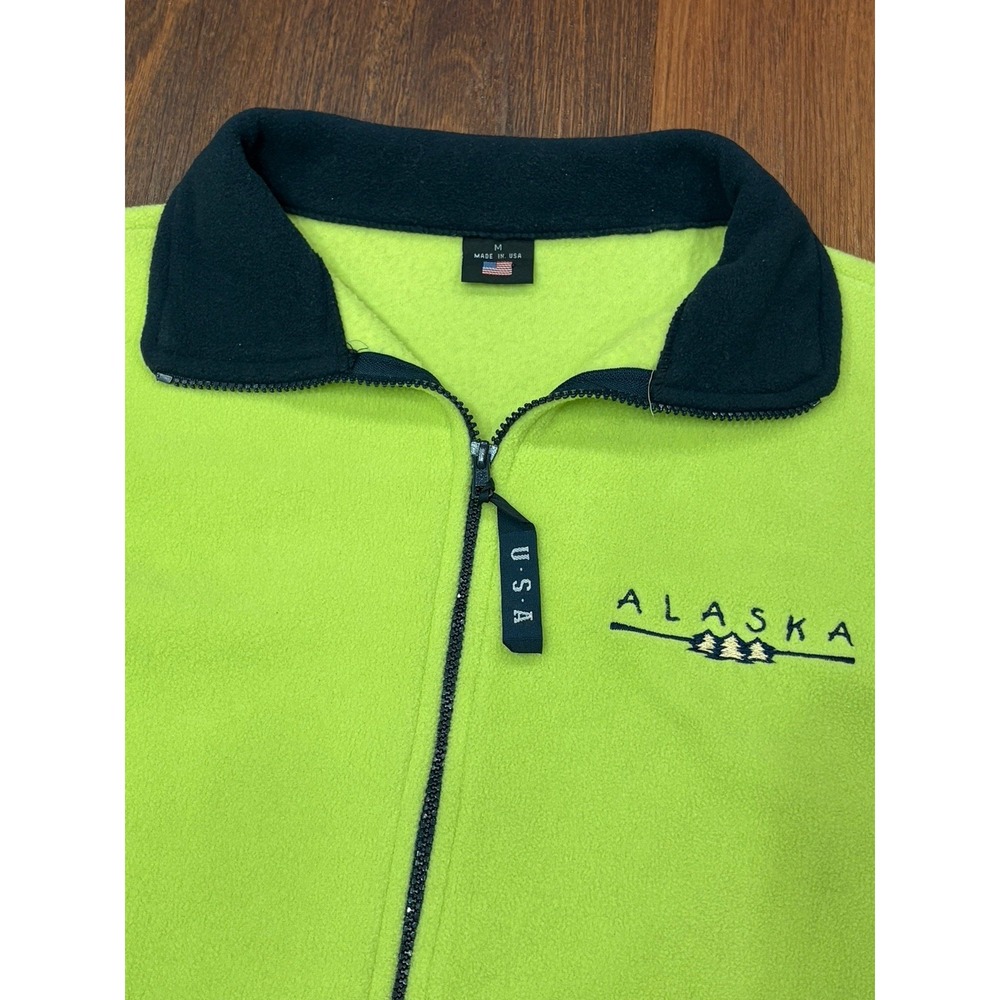 Alaska‎ Logo Fleece Jacket Men's Medium Made in the USA Full Zip Side Pockets